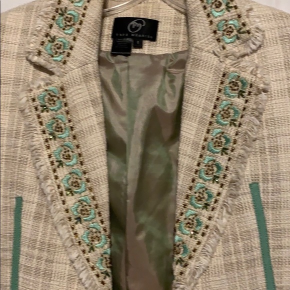 Jacket - Picture 2 of 3